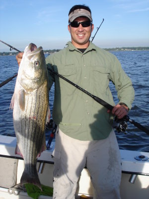 9/20/2009 Sallee Charter - Ike with Top Fish 35 1/2 Striper