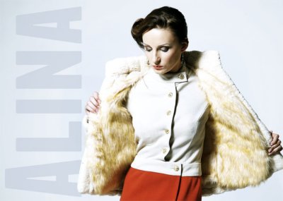 Model: Alina