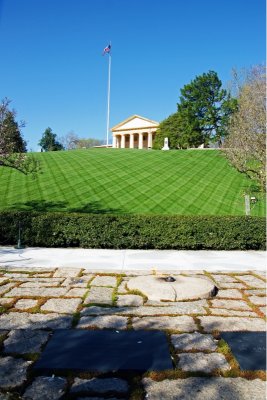 The Kennedy graves with Arlington House