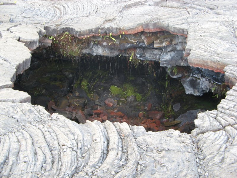 Collapsed lava tube ceiling; hard access