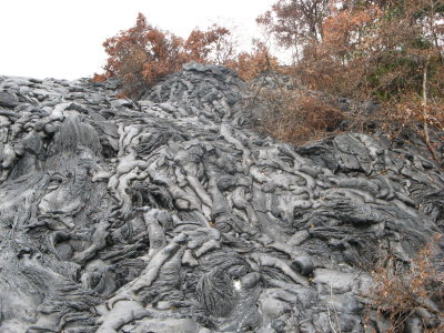 Easy-travel, metallic-smelling pahoehoe