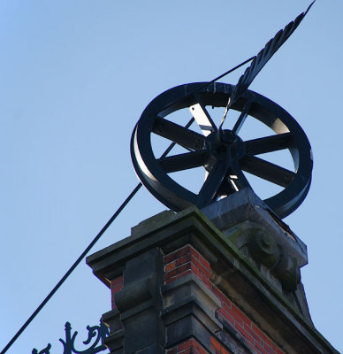 decoration on faade of railway station