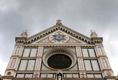 Santa Croce, top of the faade