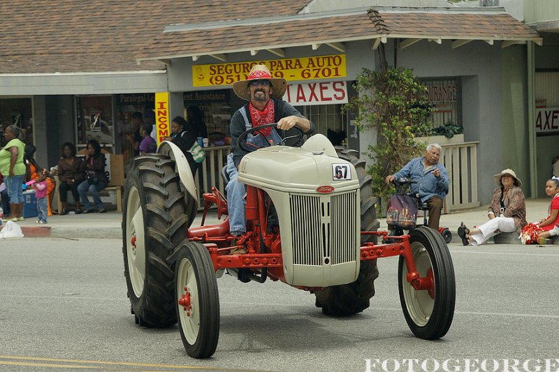 FordTractor_DSC2257.jpg
