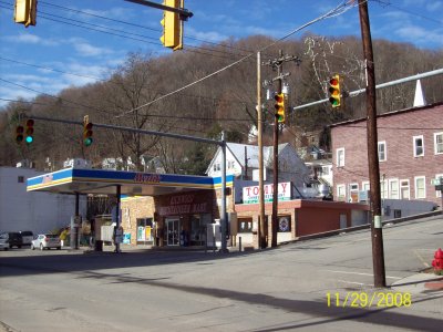Mystik Mtn Mart & Tommy Chinese Restarant