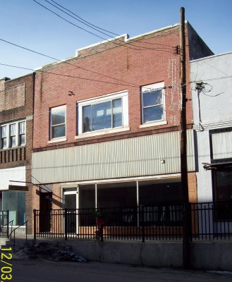Adkins DDS Upstairs, Empty Store Front