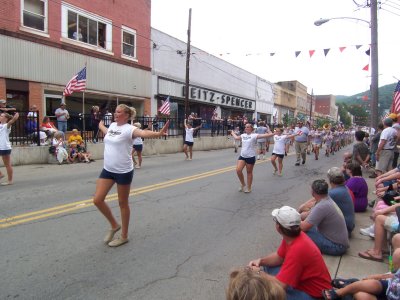 Parade 8