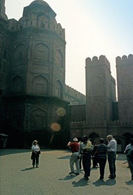 IN-03-02-b.jpg