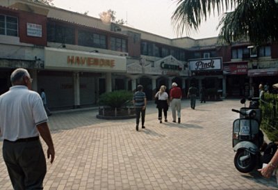 IN-03-33.jpg