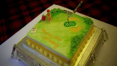 Dolly's Birthday Bash Cake