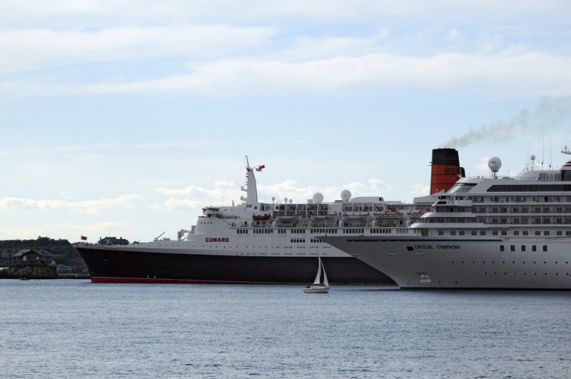 Queen Elizabeth 2