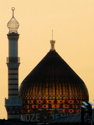 Dresden-70558-mosque.jpg