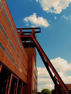 Essen-90171-Zollverein-plus grand bassin dextraction houillre du monde.jpg