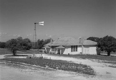 Oatmeal, Texas   19770402