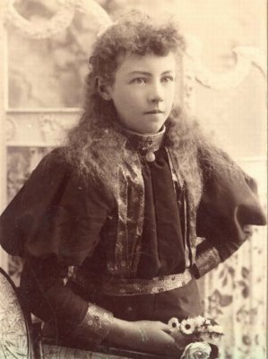 Katherine Agnes Dawson, daughter of Emma McDonagh and Joseph Dawson 1884 - 1965