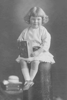 (Eleanor )Jean Halsall