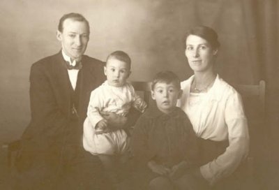 Charles Oswald McDonagh with sons Frank and Alan and wife Margaret Gilbert