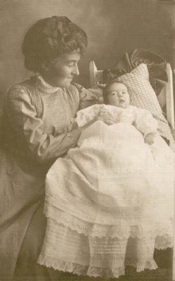 Katie McDonagh Smith and granddaughter Doreen Schwennesen aged 5 weeks