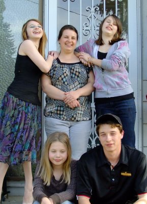 Michelles family.JPG