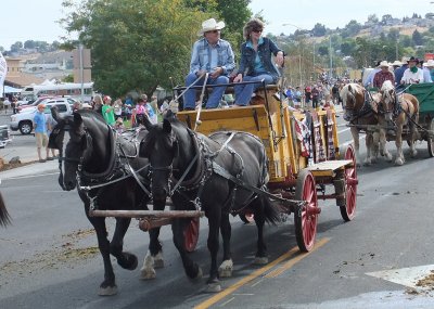 Pendleton 2010 parade