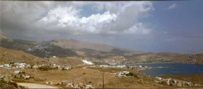 013 - blick ueber serifos.jpg
