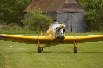 202 Miles Magister M.14 piston trainer