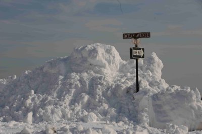 ocean ave one way.jpg