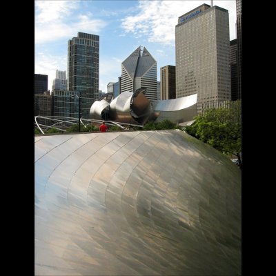 Frank Gehry's BP bridge and Pritzker Pavilion (2004)