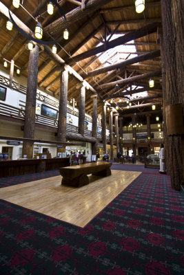 Glacier Park Lodge