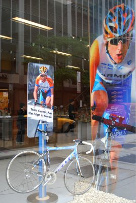Garmin store (sponsor of Tour team)