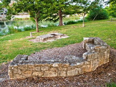 Picnic area, with grill and seating