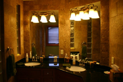 wainscotwall3.jpg