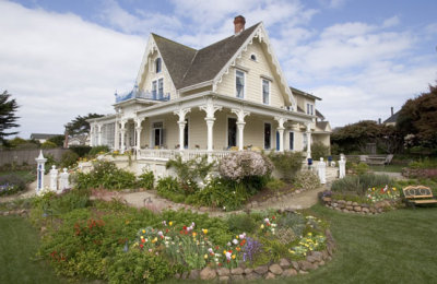 grounds_house_best.jpg
