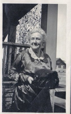 Laura Salisbury Christianson, mother of Edith