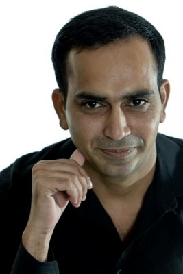syed 2 Large.jpg