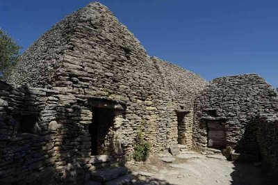 24467.JPG le villiage des bories- at gordes