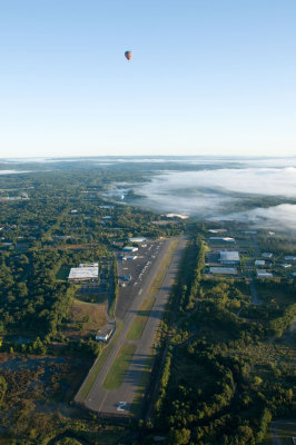 Robertson airport, Plainville, CT