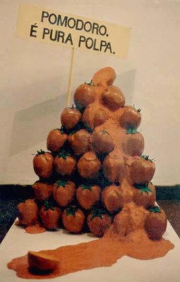 design and production of the tomatoes display, made with polystyrene and plaster