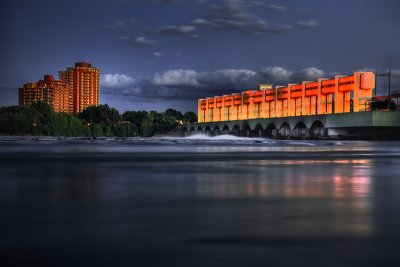 Centrale hydroélectrique de la Rivière-des-Prairies.