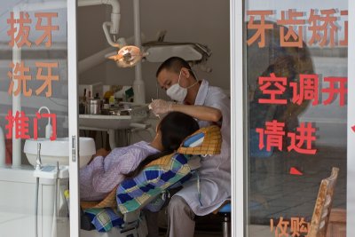 dentist in Yangshuo