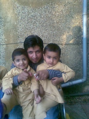 luqman with 2 little flower