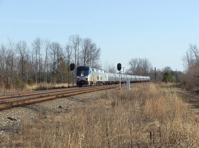 P956 the Congressional special heading north to Washington splits the signals at Jones.