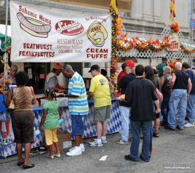 2008Oktoberfest1j.jpg