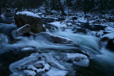 North Fork Ice and Swfts Close tb0309qr.jpg