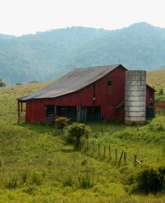Red Barn and Silo in Greenbrier Valley tb0831 car.jpg