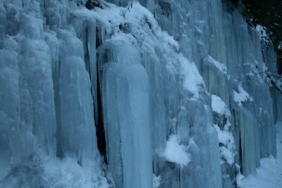 Bluish Ice Wall on Appalachian Mtn Side tb1210wtr.jpg
