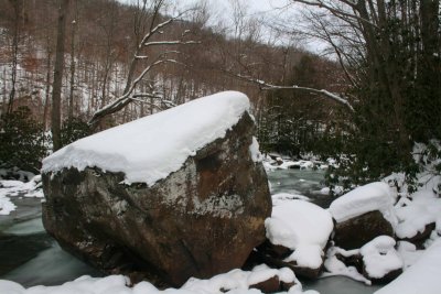 Large Sloped Stone in Wintry North Fork tb0211kqr.jpg