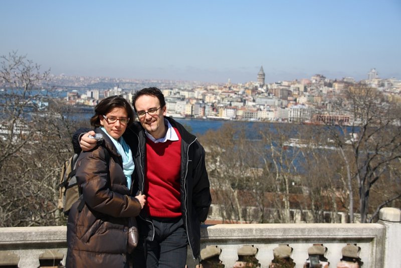 Benneth and Beatris 051.jpg Topkapi Palace, view towards Galata