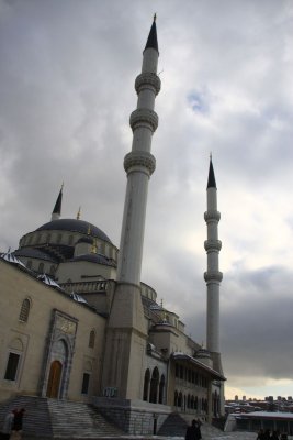 Ankara Kocatepe Camii.jpg