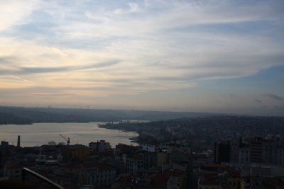 Benneth and Beatris 094.jpg Istanbul View on top of Galata Kulesi(Tower)